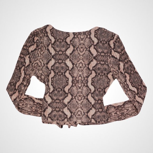 Snakeskin Print Front Wrap Long Sleeve Shirt - Picture 4 of 4